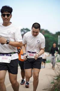 BIB: 8046, 8044
                            <button type="button" onclick="openModal(18895643)" class="btn btn-primary btn-sm float-right btn-popup" data-toggle="modal" data-target=".modal-high-quality">
                        <i class="fas fa-shopping-cart"></i> Add to Cart
                    </button>
                                            <button type="button" onclick="isThisMe(18895643, true)" class="btn btn-success btn-sm float-right btn-popup btn-isme hidden" data-toggle="tooltip" data-placement="bottom" title="นี่คือรูปของคุณใช่ไหม คลิกที่นี่เพื่อเอาเข้าอัลบั้ม">
                        <i class="fas fa-plus"></i> Add to album
                    </button>
                    <button type="button" onclick="isThisMe(18895643, false)" class="btn btn-warning btn-sm float-right btn-popup btn-isnotme hidden">
                        <i class="fas fa-ban"></i> Remove from album
                    </button>